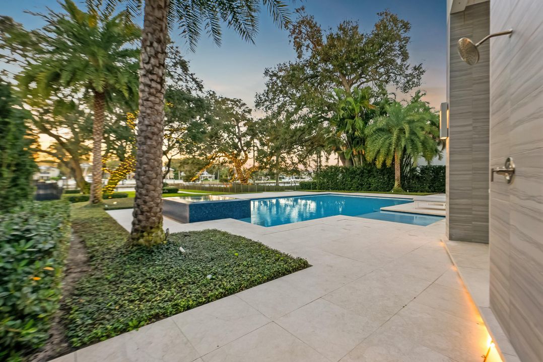 待售: $13,275,000 (5 贝兹, 5 浴室, 6876 平方英尺)