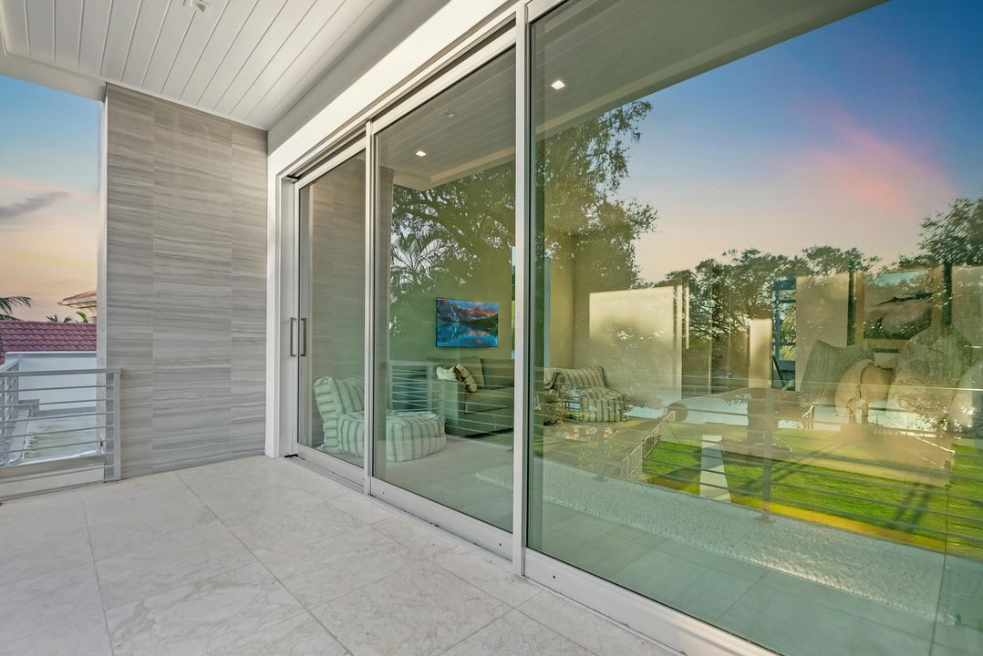 待售: $13,275,000 (5 贝兹, 5 浴室, 6876 平方英尺)