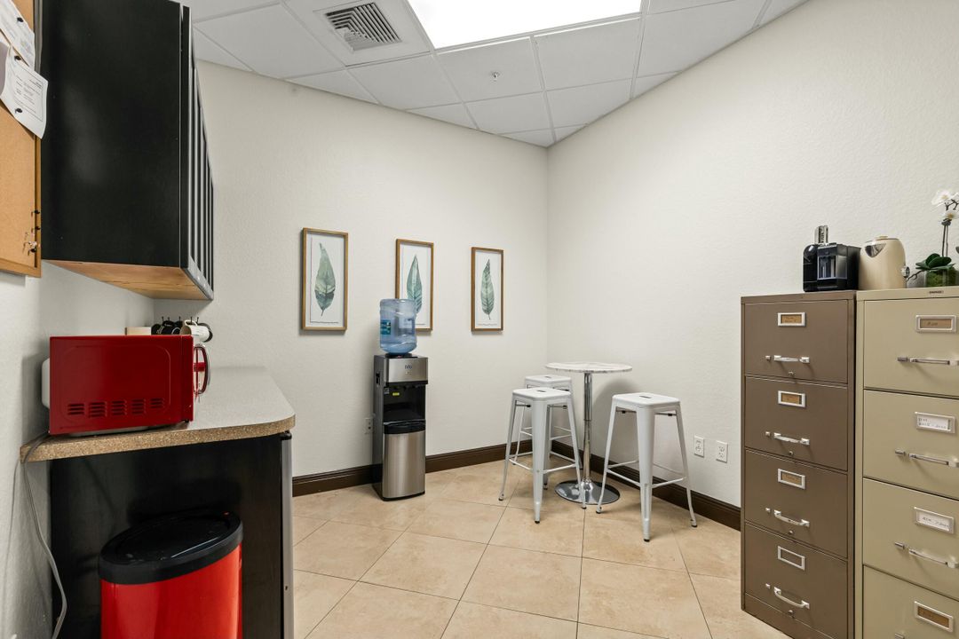 На продажу: $450,000 (0 спален, 0 ванн, 720 Квадратных фут)