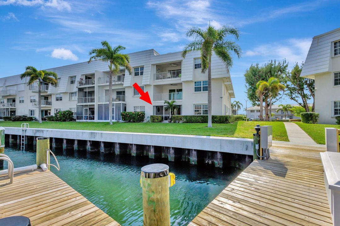 Active With Contract: $549,000 (3 beds, 2 baths, 1490 Square Feet)