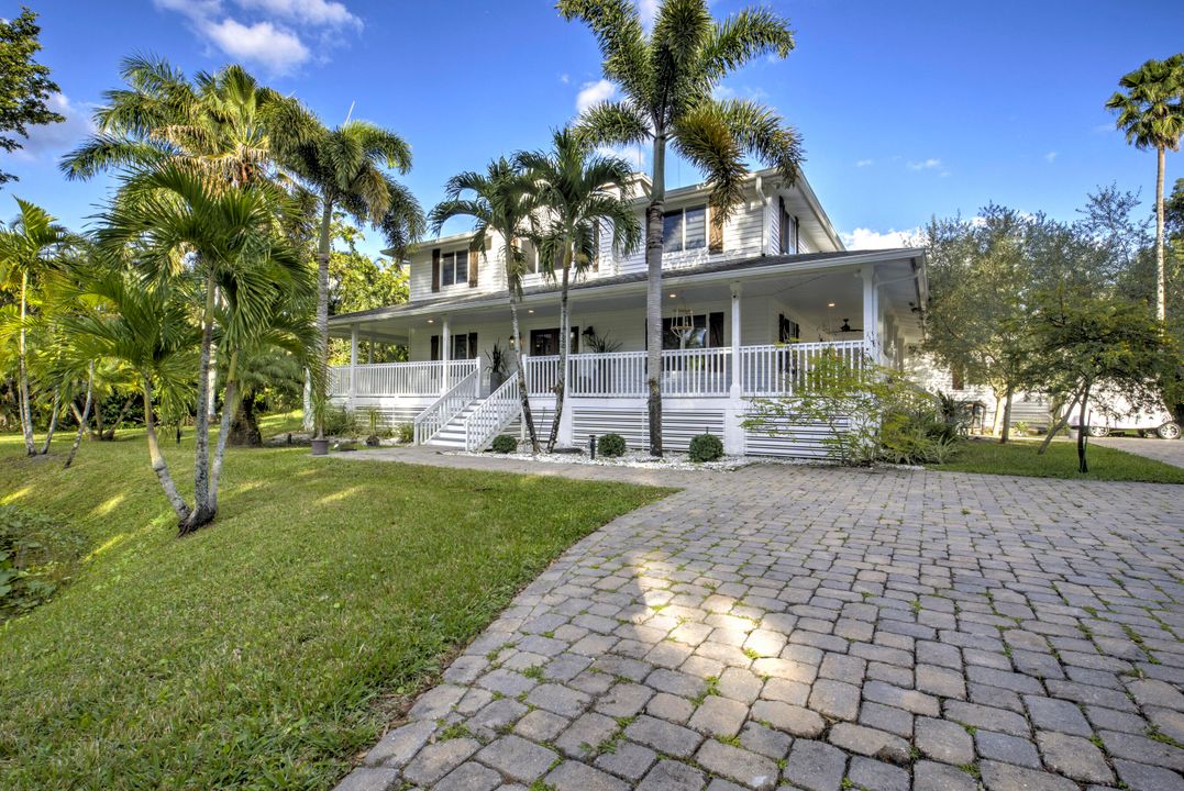 Active With Contract: $2,300,000 (5 beds, 4 baths, 3496 Square Feet)