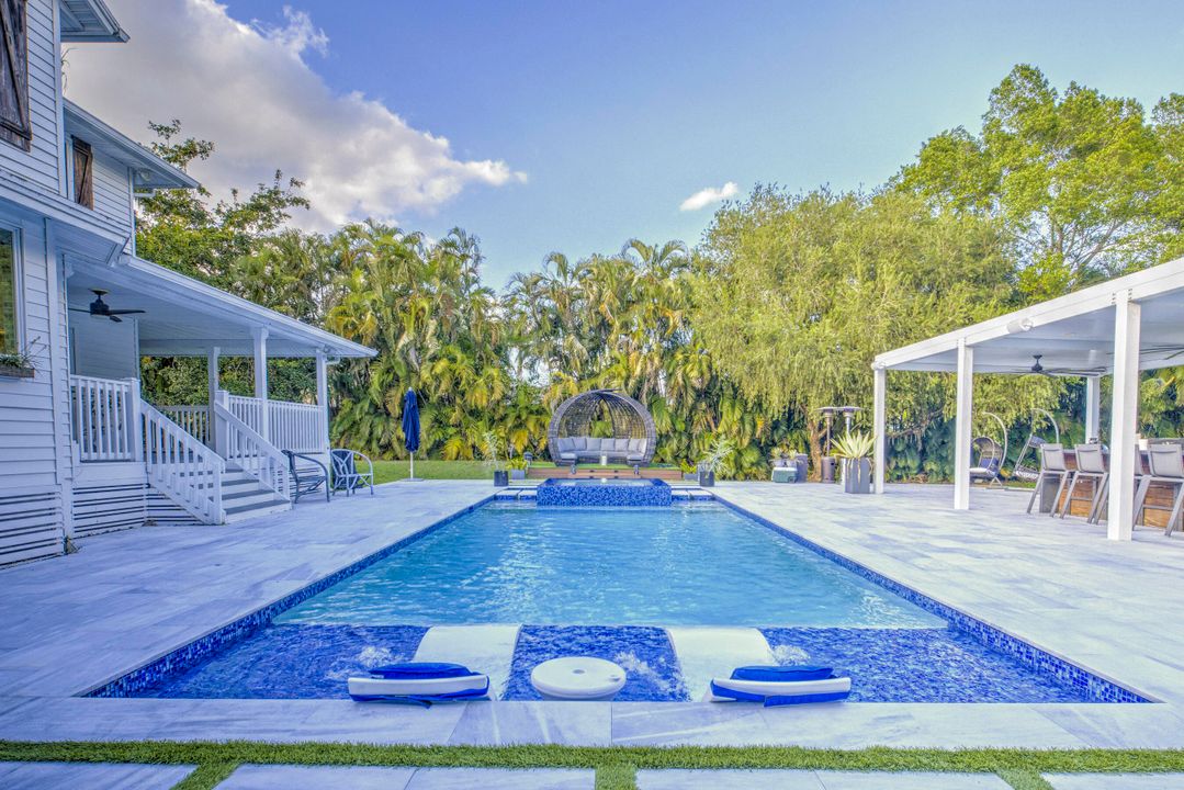 Active With Contract: $2,300,000 (5 beds, 4 baths, 3496 Square Feet)