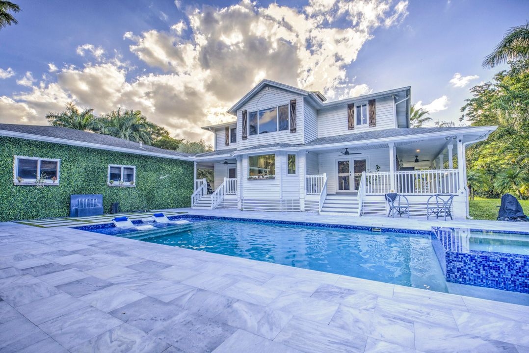 Active With Contract: $2,300,000 (5 beds, 4 baths, 3496 Square Feet)