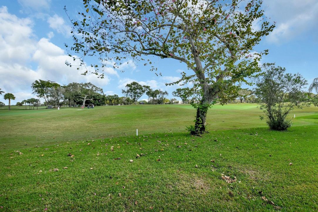 待售: $64,900 (2 贝兹, 2 浴室, 1383 平方英尺)