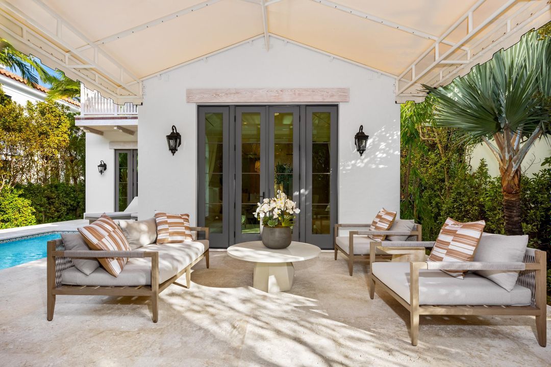 Active With Contract: $13,999,000 (4 beds, 5 baths, 3765 Square Feet)