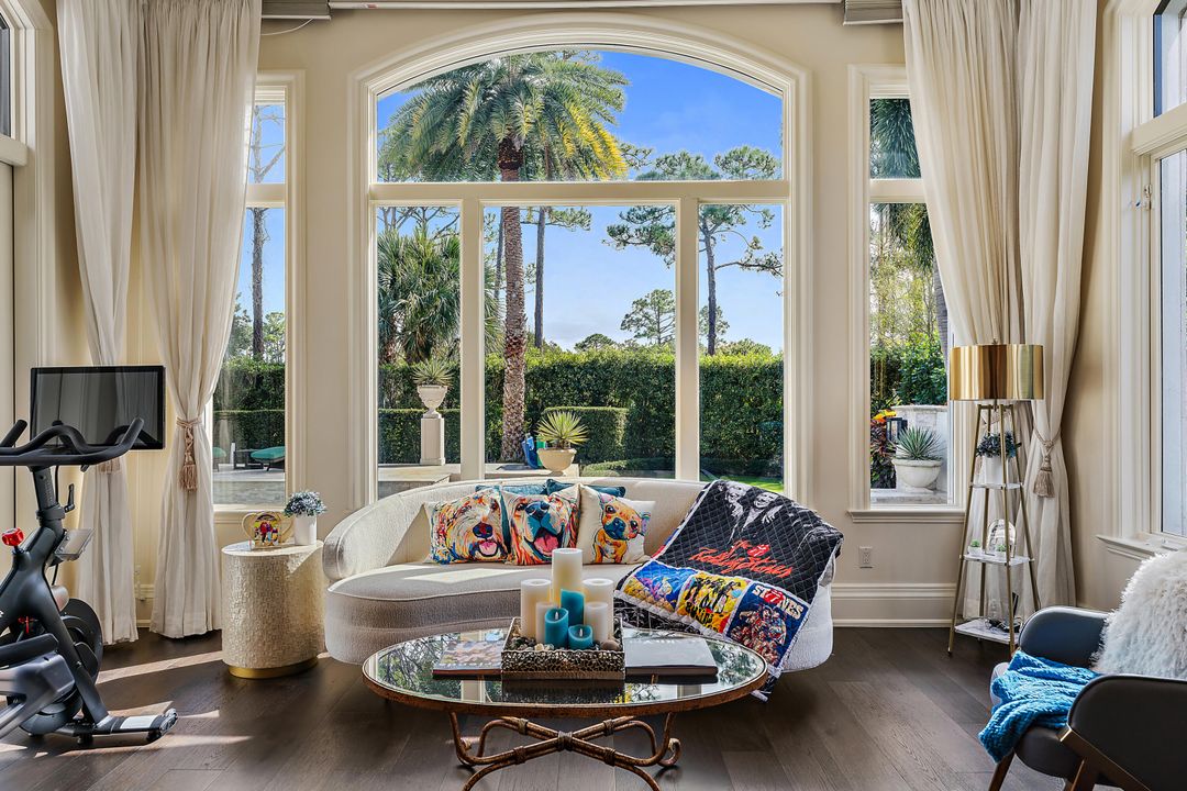 待售: $12,950,000 (5 贝兹, 7 浴室, 8477 平方英尺)