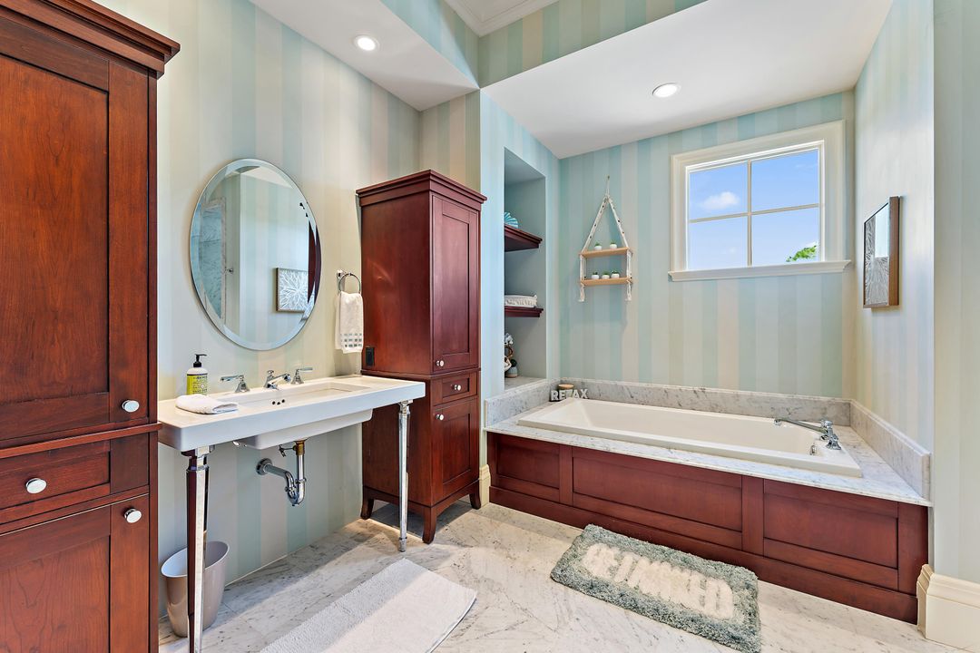 待售: $12,950,000 (5 贝兹, 7 浴室, 8477 平方英尺)