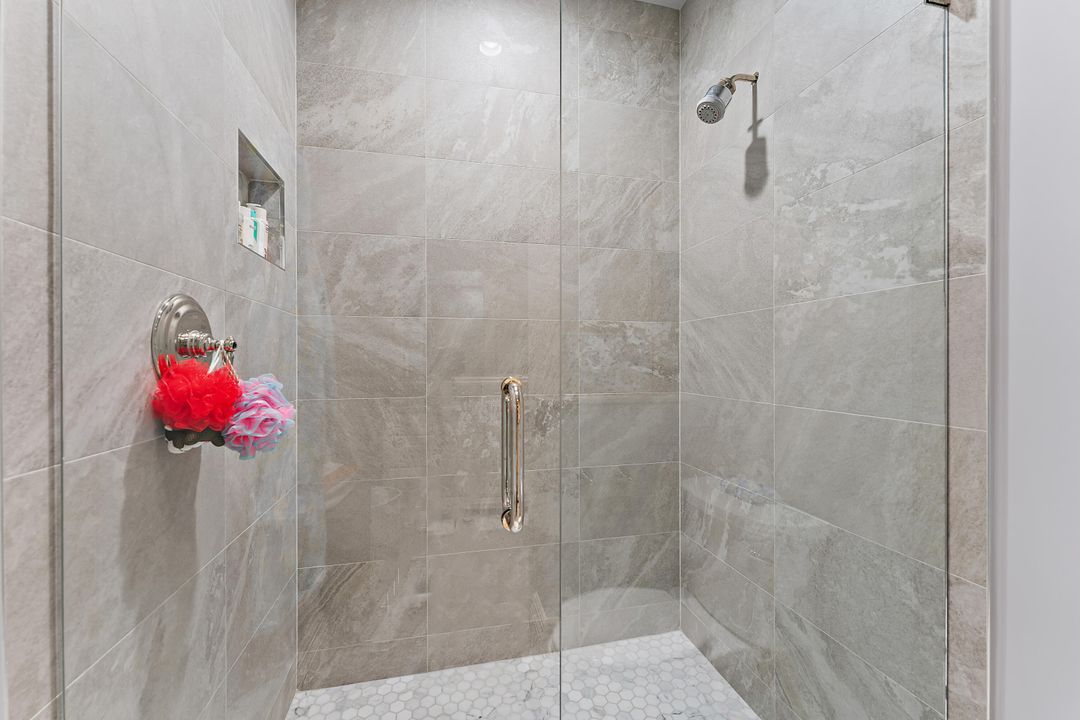 待售: $12,950,000 (5 贝兹, 7 浴室, 8477 平方英尺)