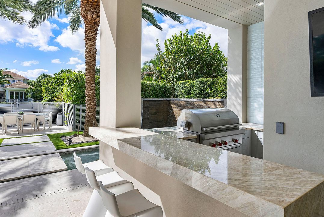 En Venta: $18,500,000 (5 camas, 6 baños, 9116 Pies cuadrados)