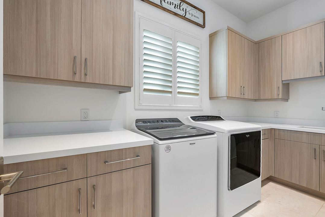 En Venta: $18,500,000 (5 camas, 6 baños, 9116 Pies cuadrados)