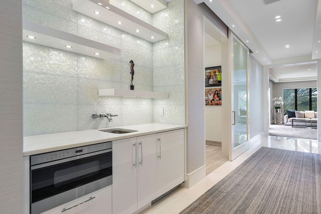 En Venta: $18,500,000 (5 camas, 6 baños, 9116 Pies cuadrados)