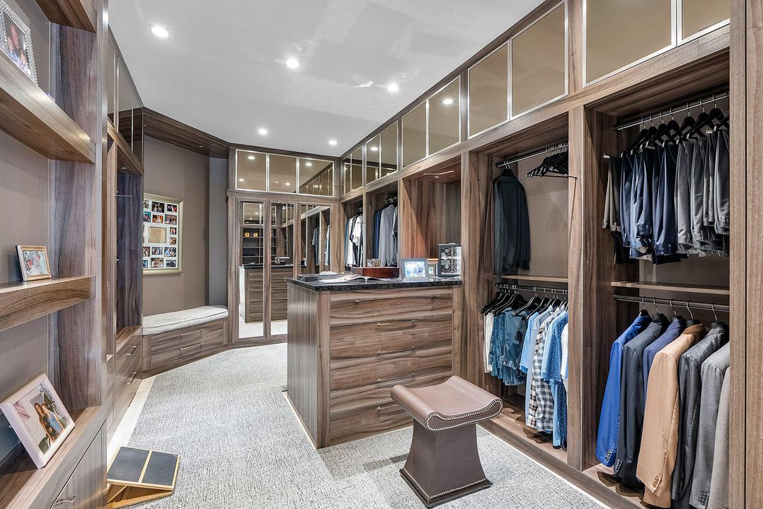 En Venta: $18,500,000 (5 camas, 6 baños, 9116 Pies cuadrados)