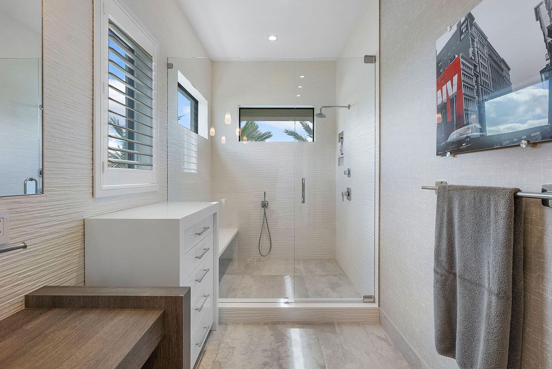 En Venta: $18,500,000 (5 camas, 6 baños, 9116 Pies cuadrados)