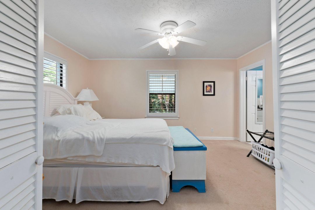 Active With Contract: $549,900 (6 beds, 4 baths, 2956 Square Feet)