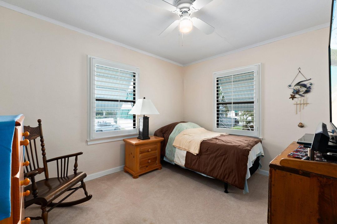 Active With Contract: $549,900 (6 beds, 4 baths, 2956 Square Feet)