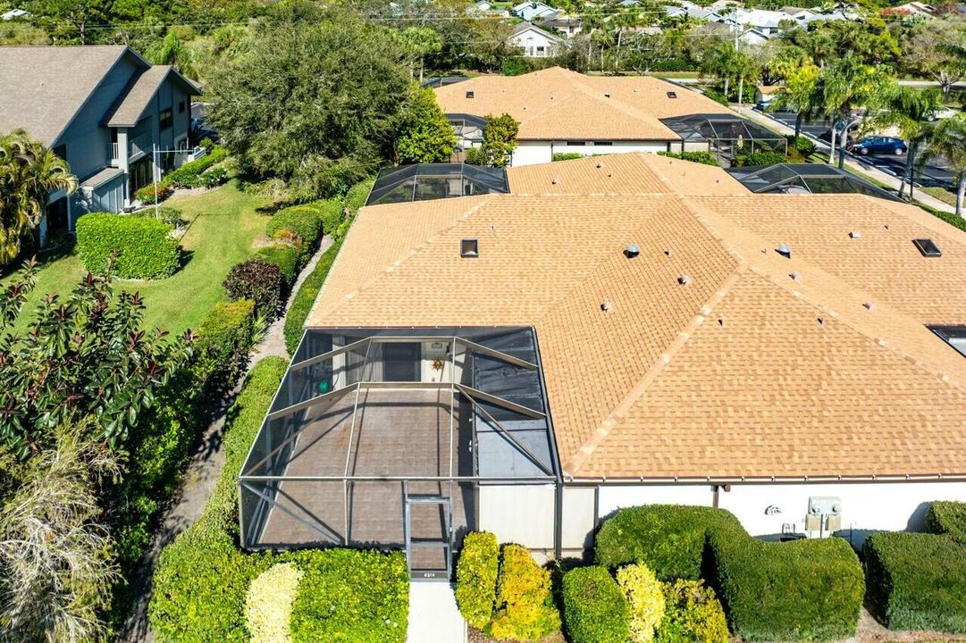 Activo con contrato: $325,000 (2 camas, 2 baños, 1128 Pies cuadrados)