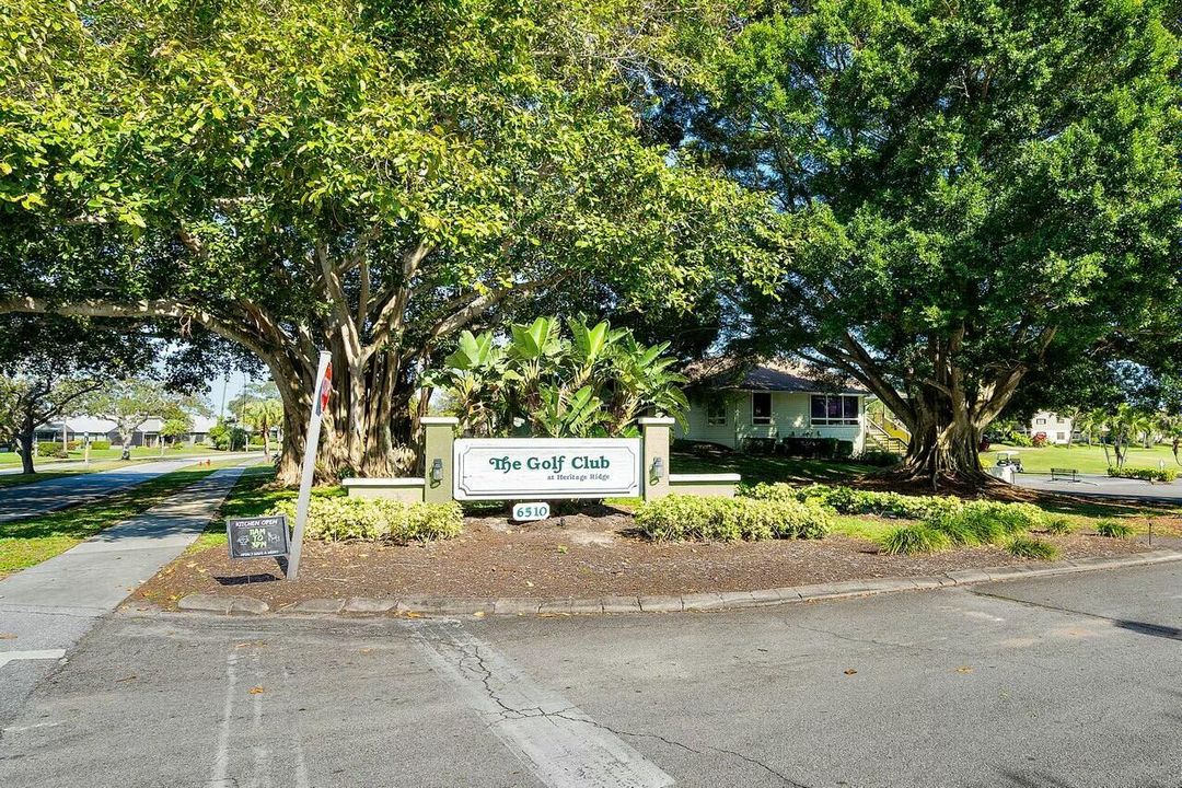 Activo con contrato: $325,000 (2 camas, 2 baños, 1128 Pies cuadrados)