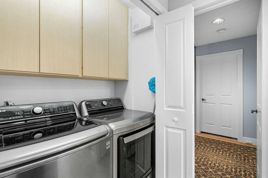 Activo con contrato: $325,000 (2 camas, 2 baños, 1128 Pies cuadrados)