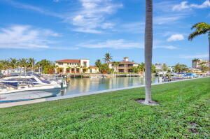 Active With Contract: $549,000 (3 beds, 2 baths, 1490 Square Feet)