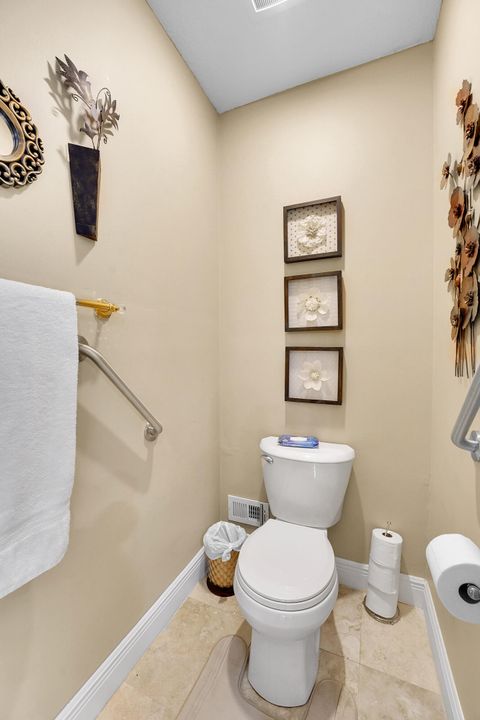 For Sale: $674,000 (3 beds, 3 baths, 2969 Square Feet)