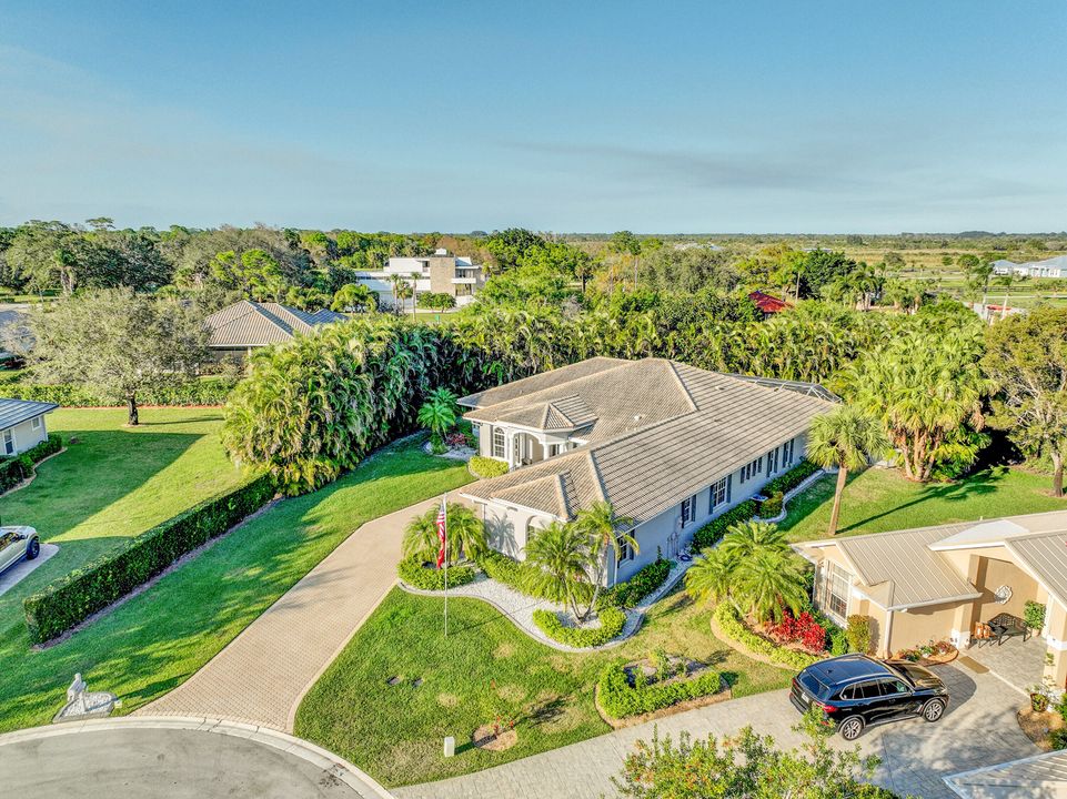 For Sale: $674,000 (3 beds, 3 baths, 2969 Square Feet)