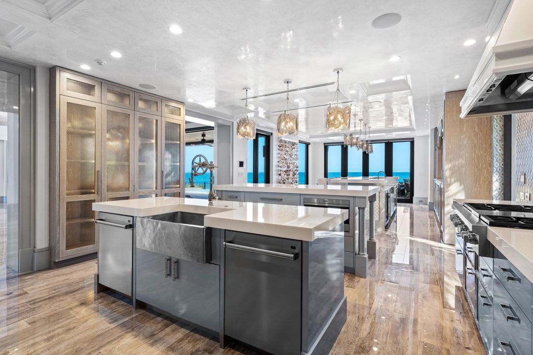 For Sale: $16,495,000 (5 beds, 5 baths, 5883 Square Feet)