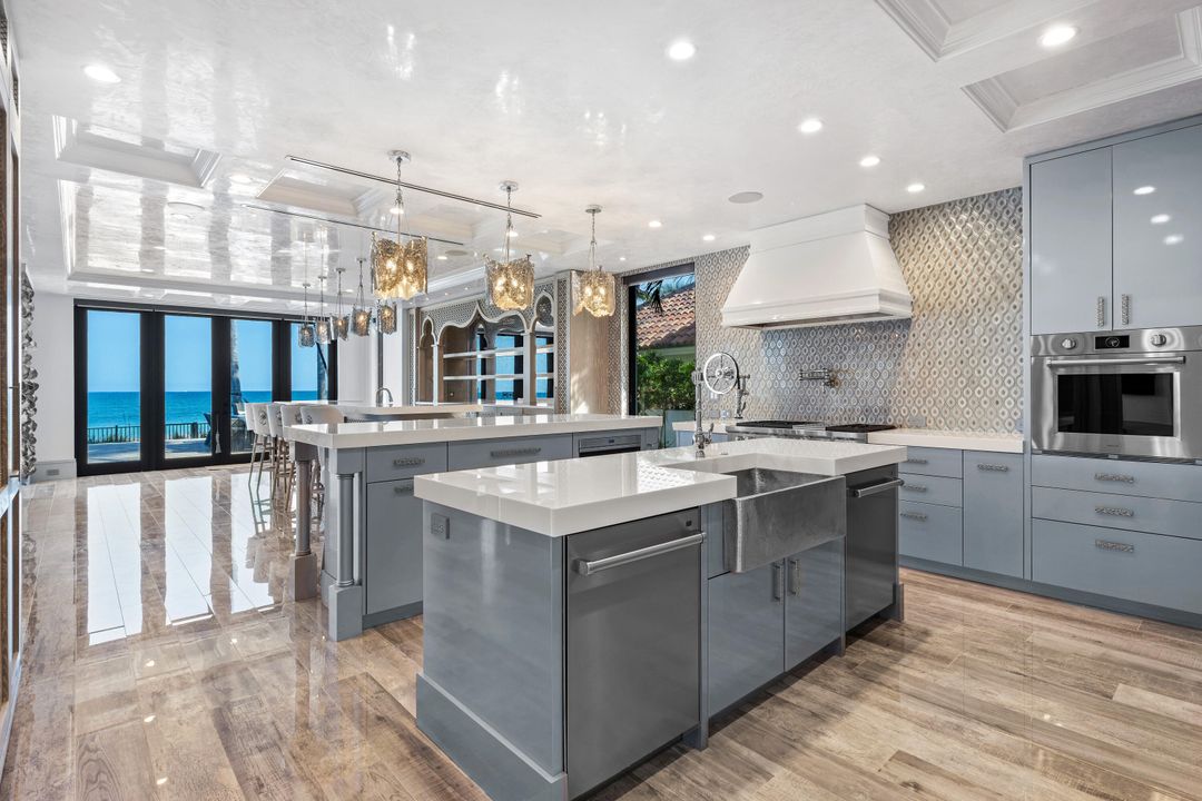 For Sale: $16,495,000 (5 beds, 5 baths, 5883 Square Feet)