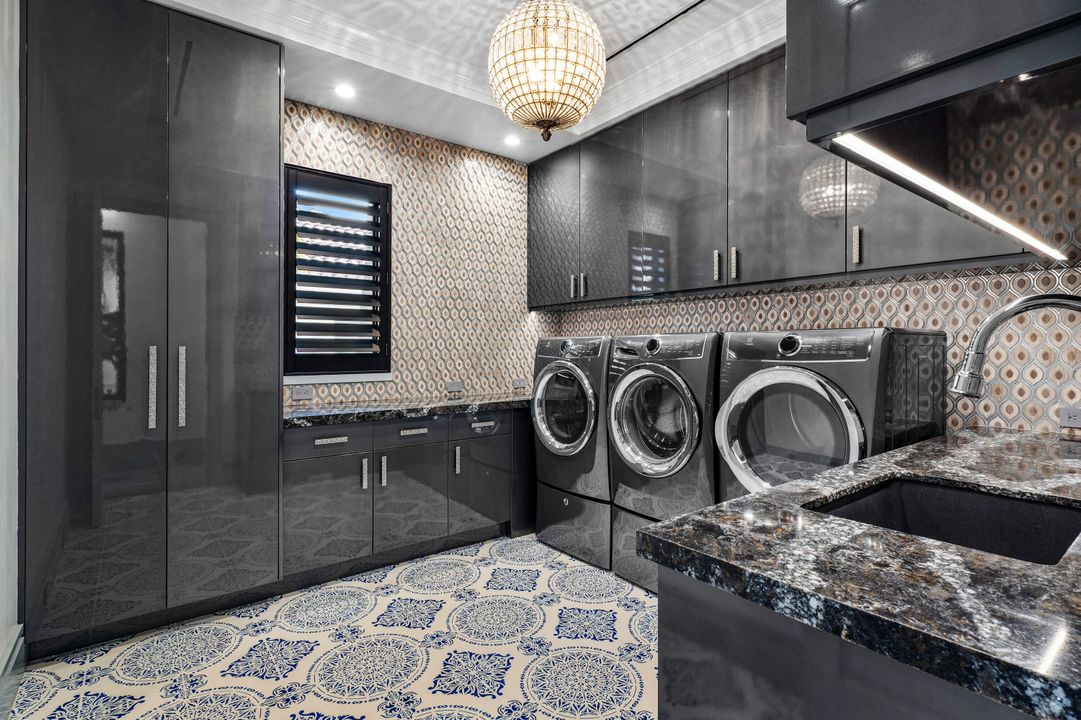 For Sale: $16,495,000 (5 beds, 5 baths, 5883 Square Feet)