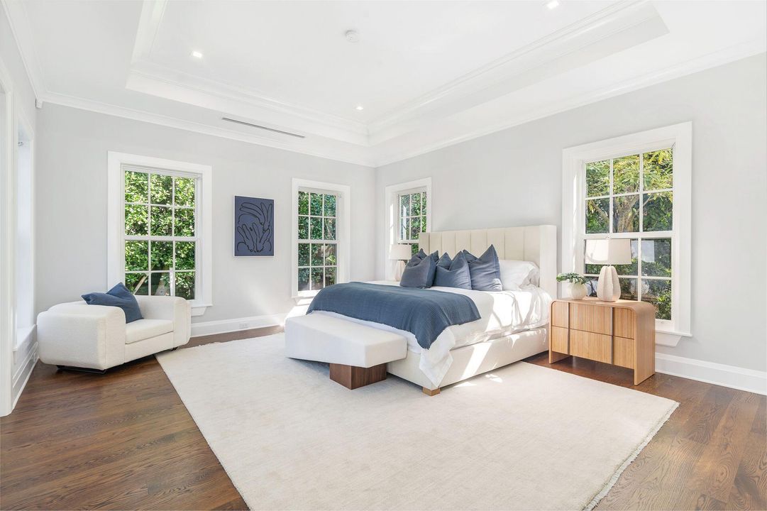 For Rent: $125,000 (4 beds, 6 baths, 7337 Square Feet)