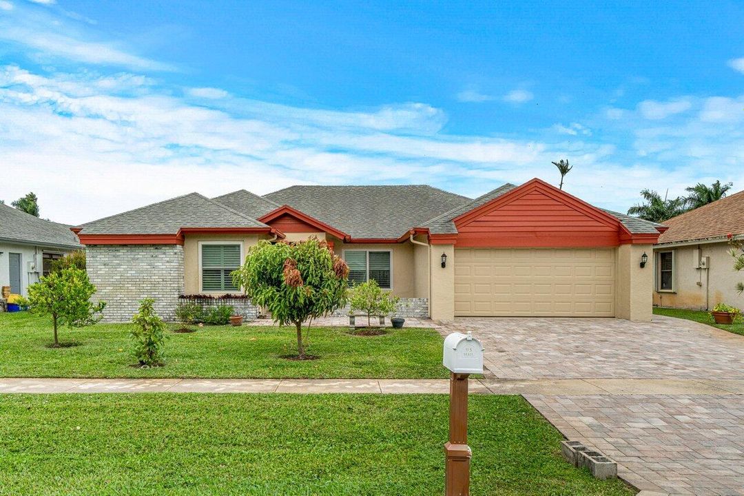 Recently Rented: $4,700 (4 beds, 2 baths, 2123 Square Feet)