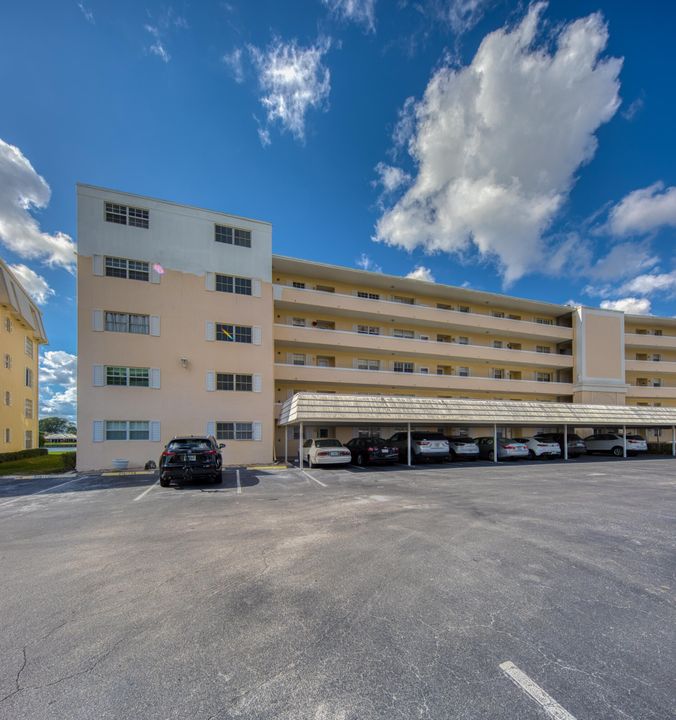 For Sale: $315,000 (2 beds, 2 baths, 1421 Square Feet)