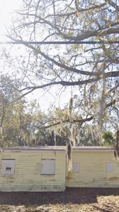 最近售出: $69,999 (2 贝兹, 1 浴室, 1535 平方英尺)