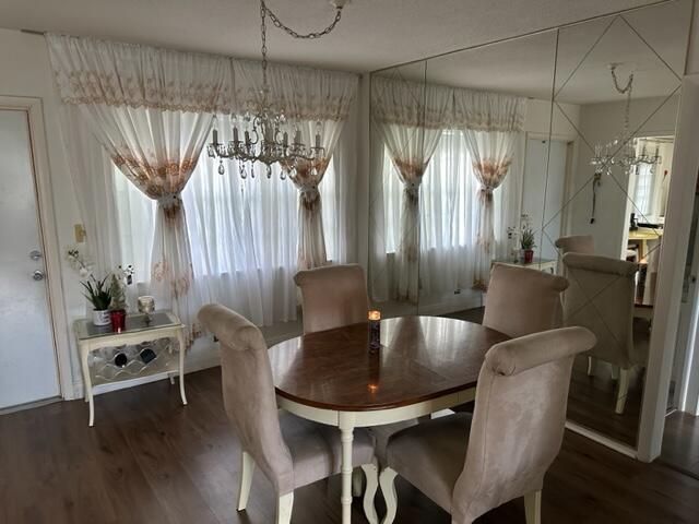 Active With Contract: $126,500 (2 beds, 2 baths, 950 Square Feet)