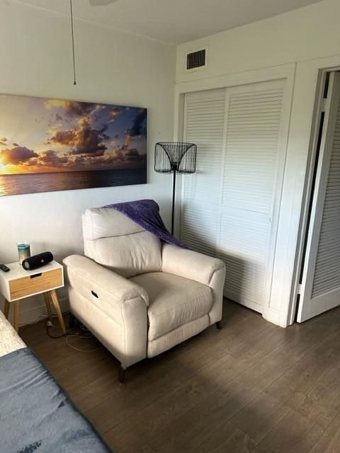 Active With Contract: $126,500 (2 beds, 2 baths, 950 Square Feet)