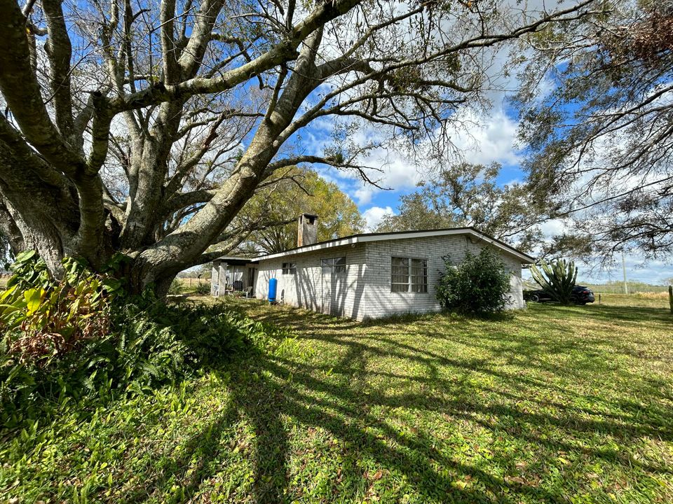 For Sale: $495,000 (3 beds, 2 baths, 3593 Square Feet)