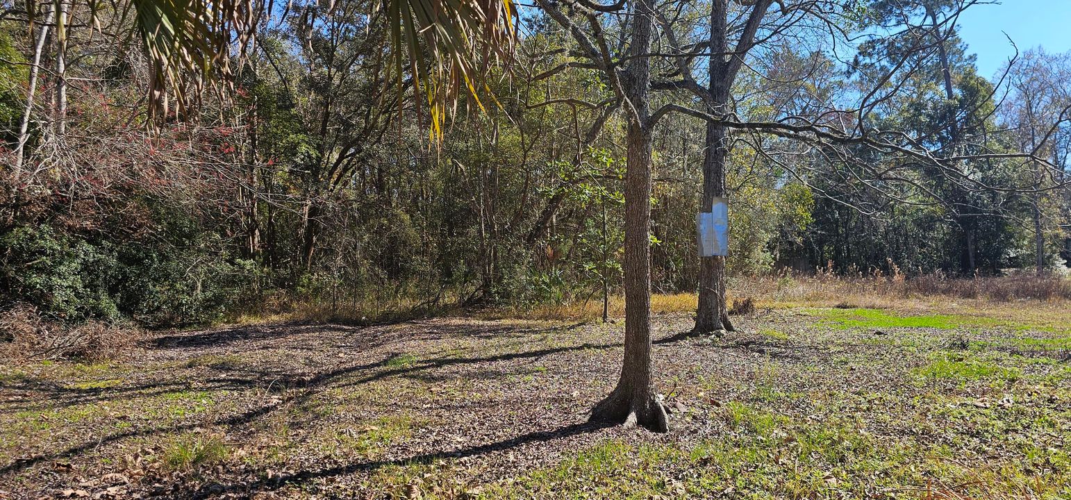 待售: $180,000 (3 贝兹, 1 浴室, 963 平方英尺)