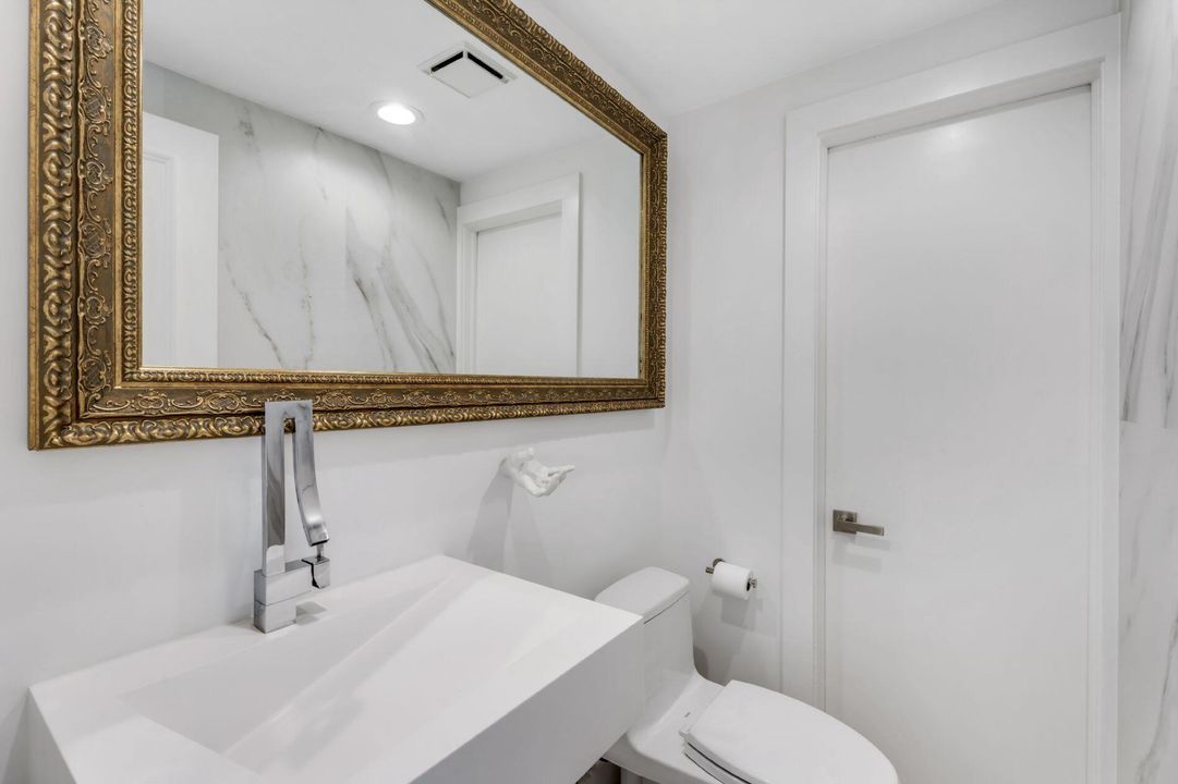 For Sale: $4,275,000 (7 beds, 5 baths, 6014 Square Feet)