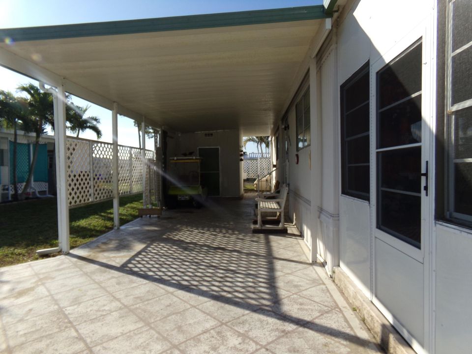 Active With Contract: $129,000 (2 beds, 2 baths, 1248 Square Feet)