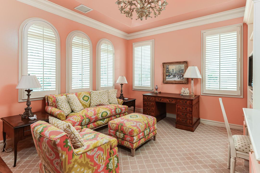 Active With Contract: $12,900,000 (3 beds, 5 baths, 4712 Square Feet)