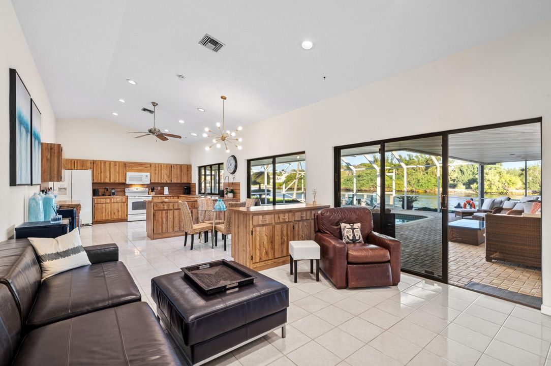 En Venta: $5,737,500 (4 camas, 3 baños, 3185 Pies cuadrados)