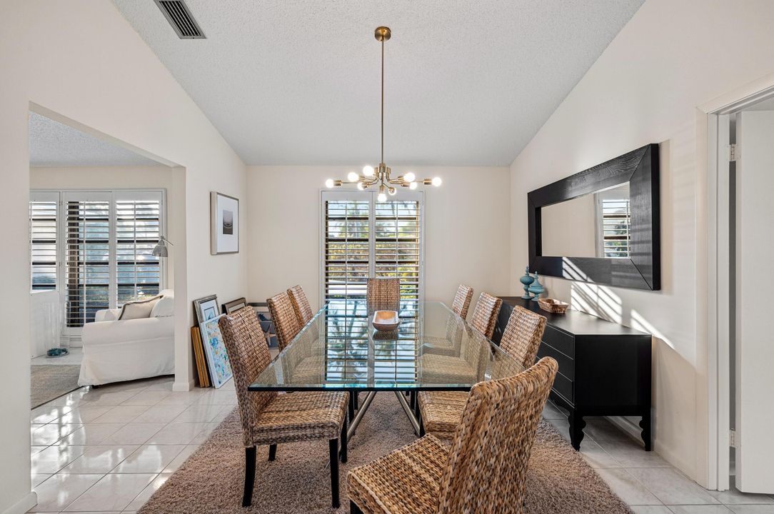 En Venta: $5,737,500 (4 camas, 3 baños, 3185 Pies cuadrados)