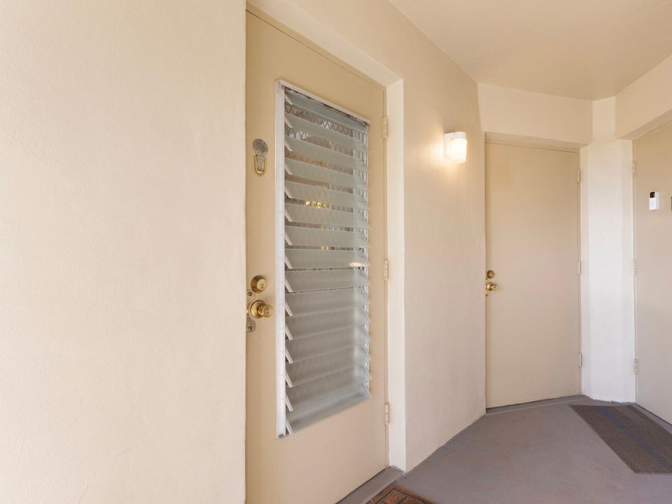 Activo con contrato: $124,990 (2 camas, 2 baños, 1122 Pies cuadrados)