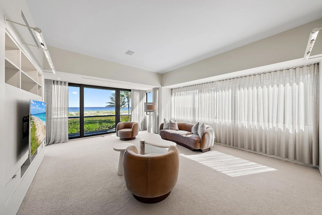 合同活跃: $125,000 (5 贝兹, 7 浴室, 8005 平方英尺)