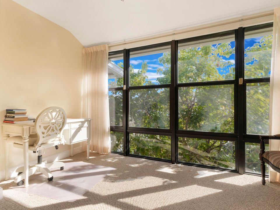 На продажу: $698,000 (2 спален, 2 ванн, 1700 Квадратных фут)