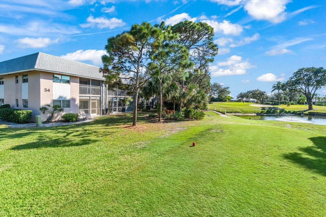 На продажу: $167,000 (2 спален, 1 ванн, 910 Квадратных фут)