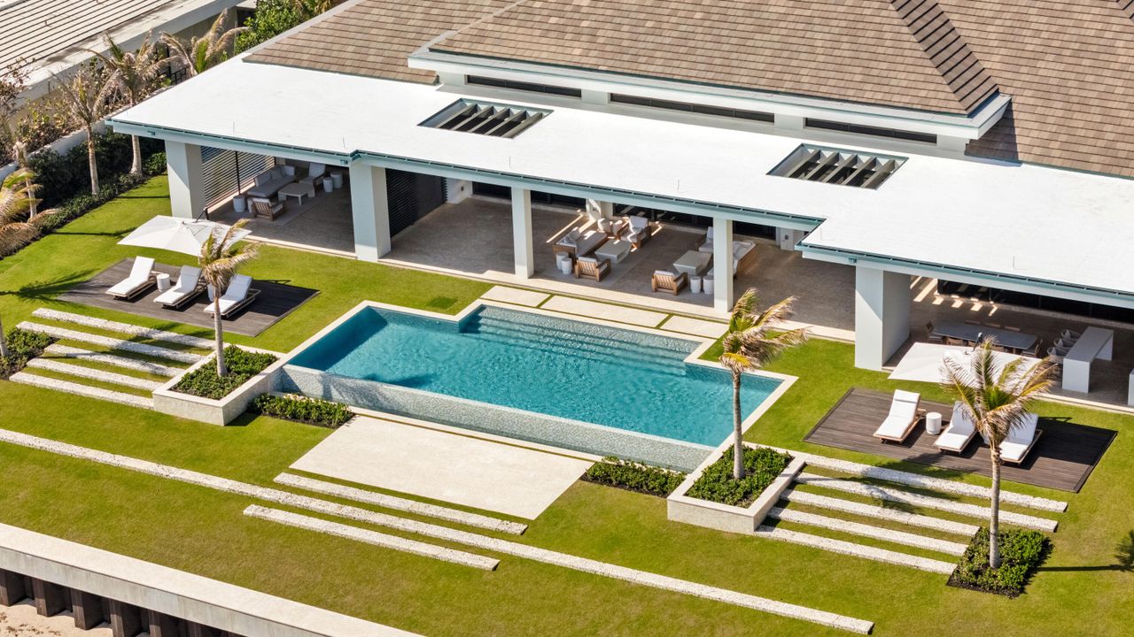 For Sale: $79,000,000 (8 beds, 9 baths, 18126 Square Feet)