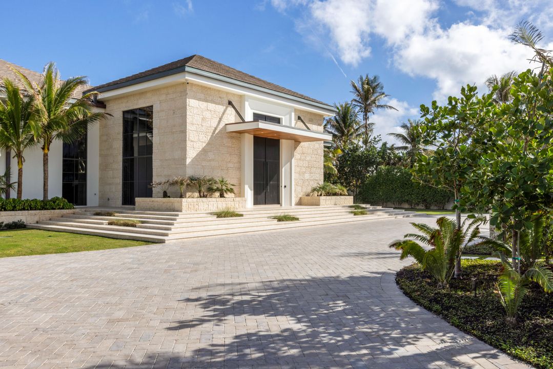 For Sale: $79,000,000 (8 beds, 9 baths, 18126 Square Feet)