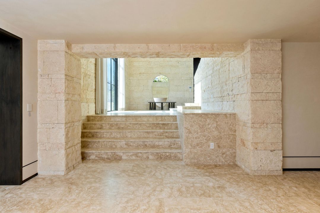 For Sale: $79,000,000 (8 beds, 9 baths, 18126 Square Feet)