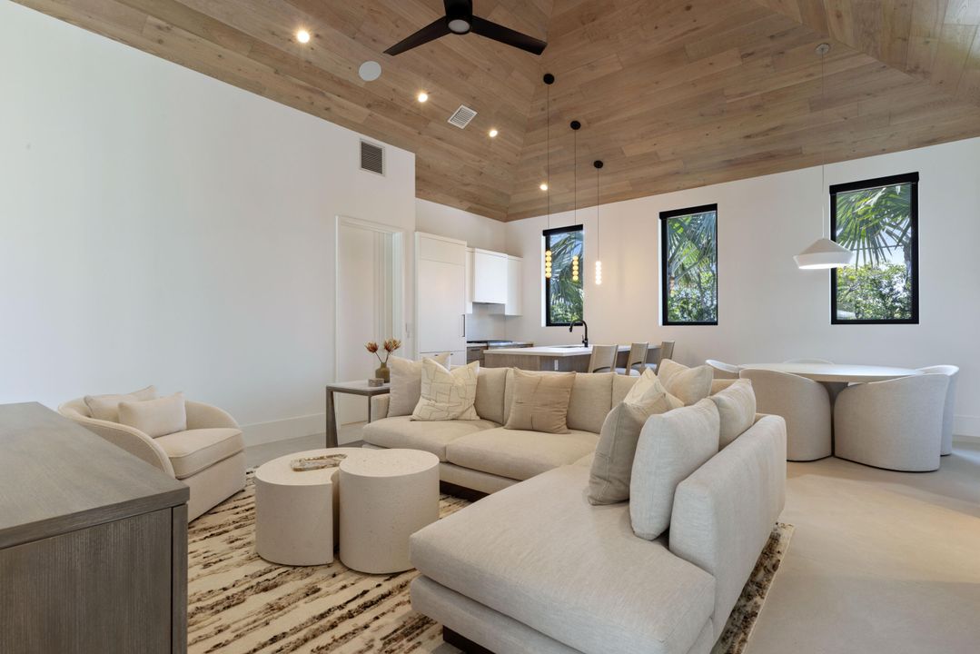 For Sale: $79,000,000 (8 beds, 9 baths, 18126 Square Feet)