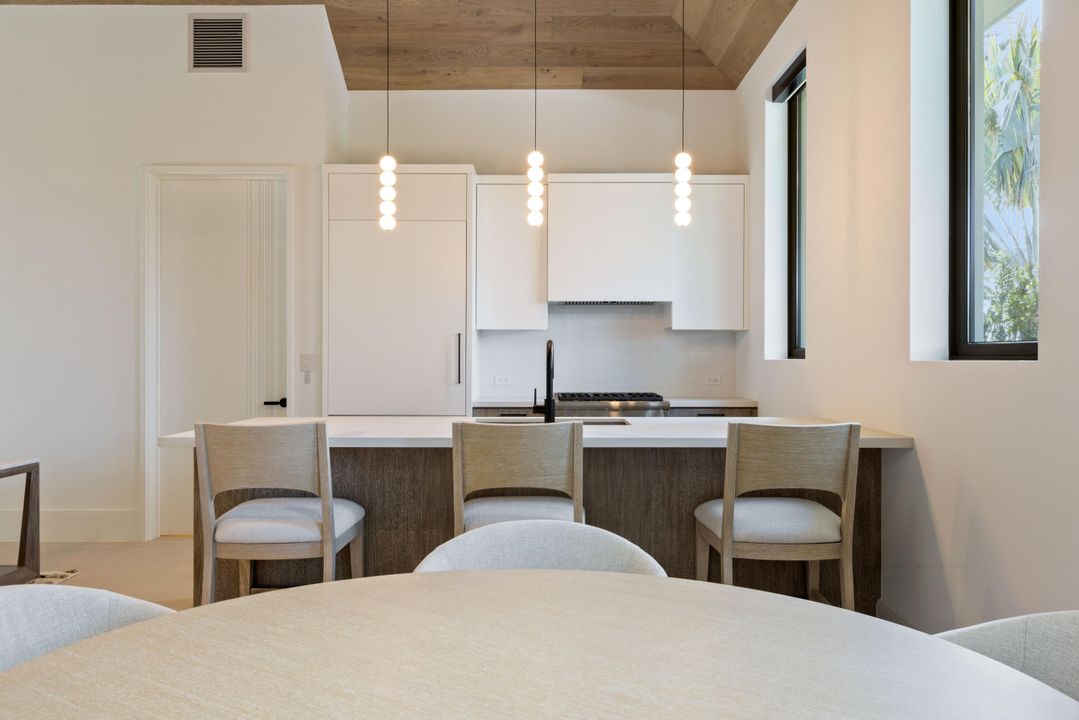 For Sale: $79,000,000 (8 beds, 9 baths, 18126 Square Feet)